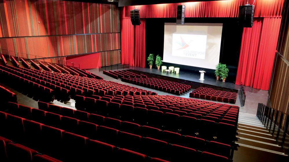 Centre événementiel de Courbevoie 1
