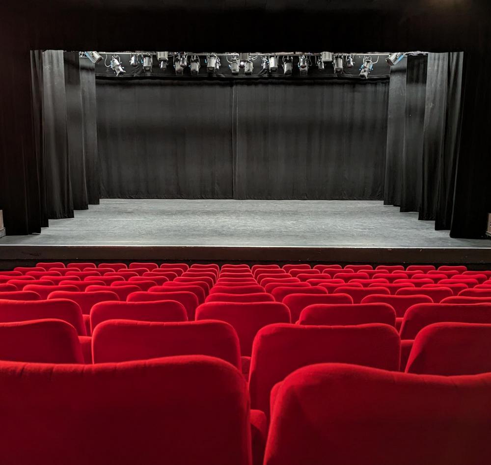Théâtre Cinéma Le Colombier 1