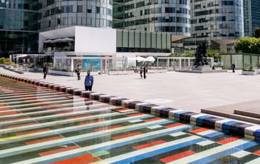 Exposition du concours photo "La Défense en couleurs"