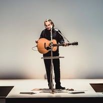 Stephan Eicher, seul en scène