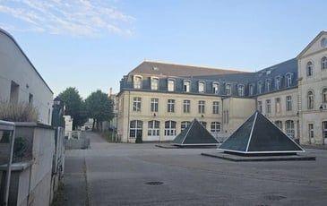 Visite guidée de la cité scolaire Michelet de Vanves suivie du Salon du livre Micheletien