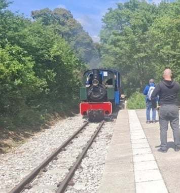 Circulations de trains sur la ligne en voie de soixante