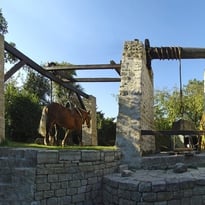 Focus sur le patrimoine industriel : le treuil de la carrière Auboin
