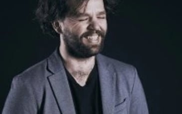 Poussières