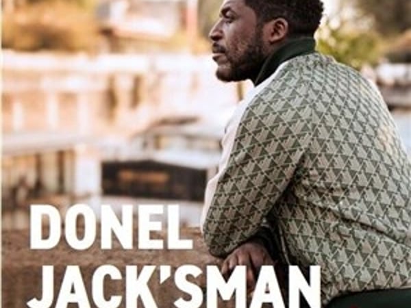 Donel Jack'sman dans Arrêtez ça !
