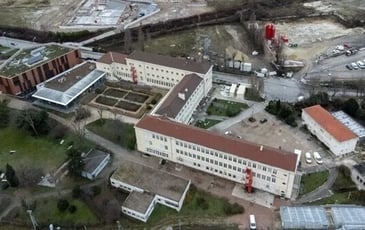 Découvrez les métiers des infrastructures ferroviaires au Campus de formation SNCF Réseau de Paris-Nanterre : Signalisation Électrique / Plateau Voie