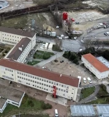 Découvrez les métiers des infrastructures ferroviaires au Campus de formation SNCF Réseau de Paris-Nanterre : Caténaire / Stands Télécom
