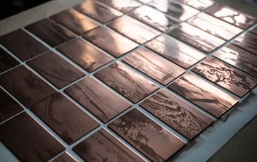 Visite atelier d'héliogravure sur cuivre
