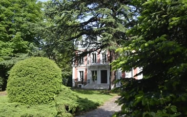 Visite guidée de la villa des roses