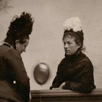 L’œil dans le miroir