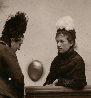 L’œil dans le miroir