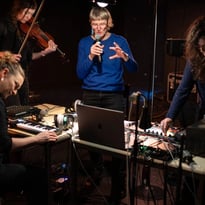 Les harmoniques du néon